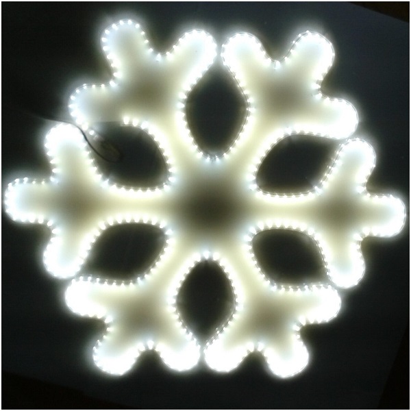 Светодиодная снежинка белая