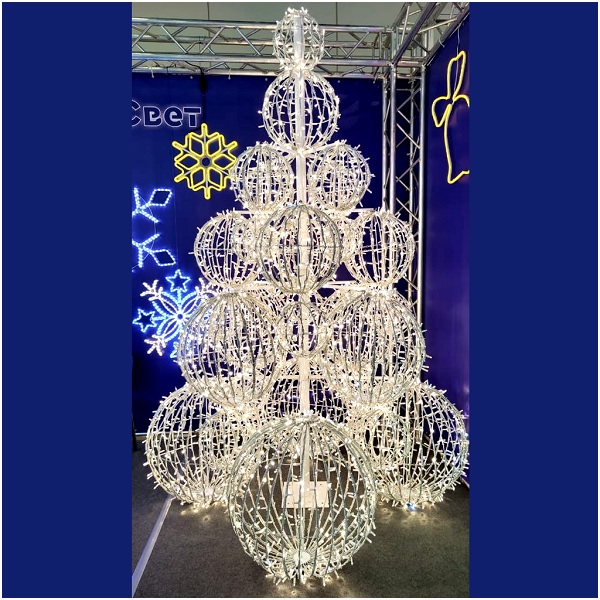 Светодиодный мотив Дерево из шаров