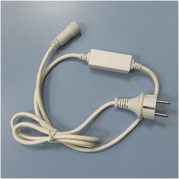 СЕТЕВОЙ ШНУР К ГИРЛЯНДАМ БАХРОМА (БЕЛЫЙ)